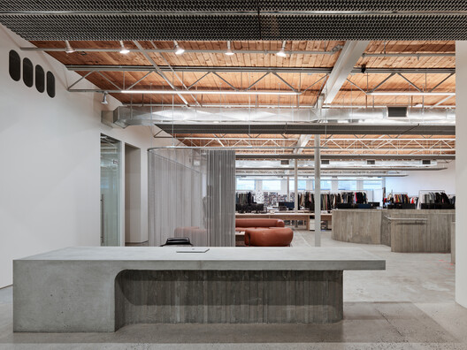Purple Brand Operations Studio / Scott & Scott Architects - Image 24 of 30