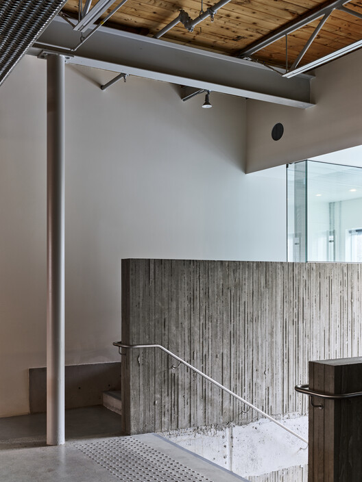 Purple Brand Operations Studio / Scott & Scott Architects - Image 28 of 30