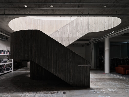 Purple Brand Operations Studio / Scott & Scott Architects - Image 15 of 30