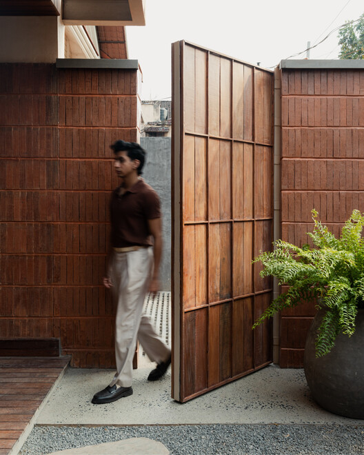 The Tiny House / 7th Hue Architecture Collective The Tiny House / 7th Hue Architecture Collective - Exterior Photography, Wood