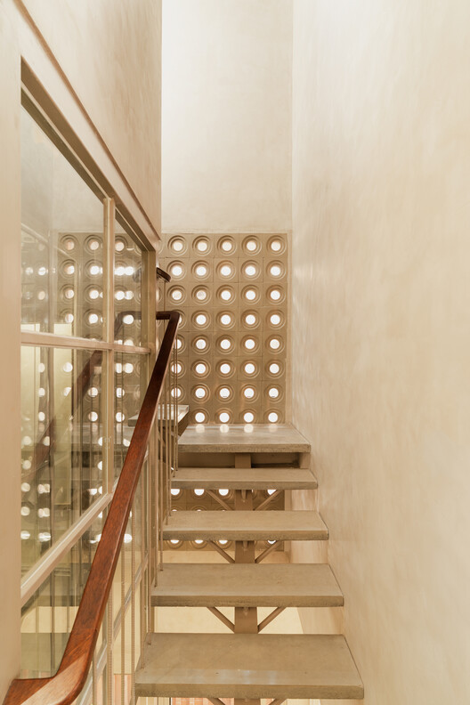 The Tiny House / 7th Hue Architecture Collective The Tiny House / 7th Hue Architecture Collective - Image 14 of 26