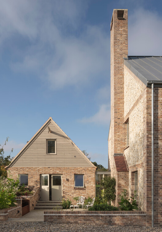 Contemporary Farmhouse / Ashworth Parkes Architects - Exterior Photography, Brick