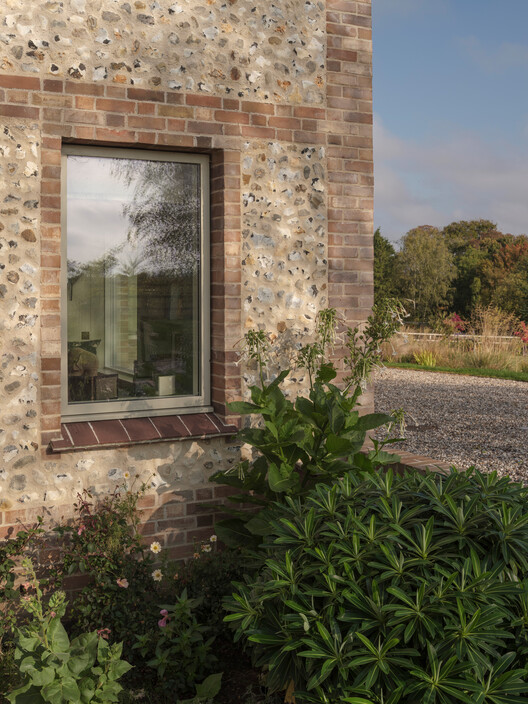 Contemporary Farmhouse / Ashworth Parkes Architects - Exterior Photography, Brick