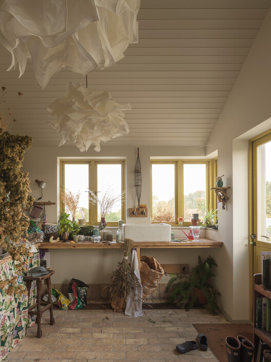 Contemporary Farmhouse / Ashworth Parkes Architects - Interior Photography, Wood, Lighting, Chair