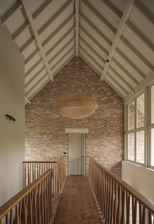 Contemporary Farmhouse / Ashworth Parkes Architects - Interior Photography, Wood, Beam