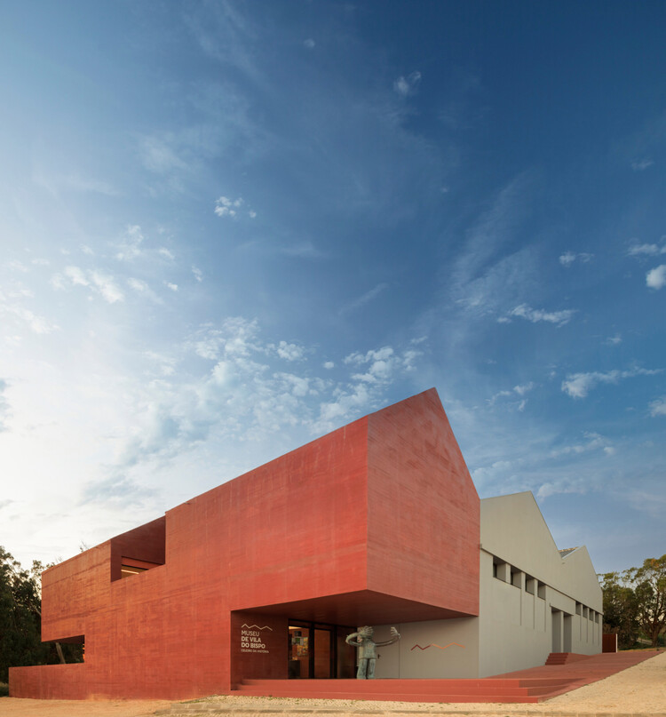 Museu Vila do Bispo / spaceworkers - Mais Imagens