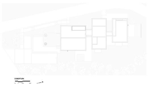 Piná House / Nommo Arquitetos - Image 31 of 39
