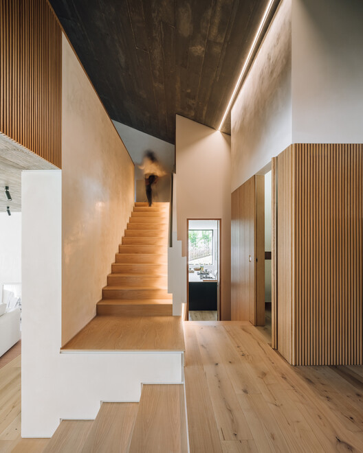 Casa Abuxarda 1 / Fragmentos - Fotografía interior, Escaleras, Madera
