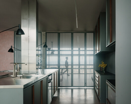 Copan D Apartment / Sabiá Arquitetos + Trema Arquitetura Copan D Apartment / Sabiá Arquitetos + Trema Arquitetura - Interior Photography, Glass, Countertop