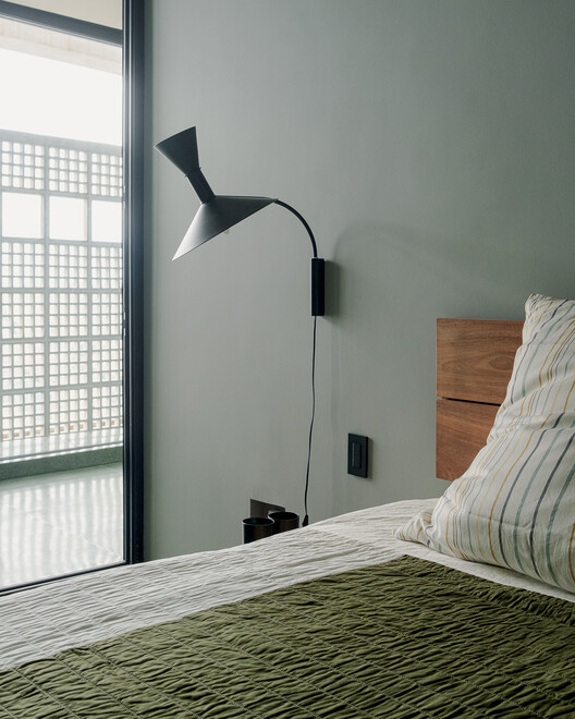 Copan D Apartment / Sabiá Arquitetos + Trema Arquitetura Copan D Apartment / Sabiá Arquitetos + Trema Arquitetura - Interior Photography, Bedroom, Lighting