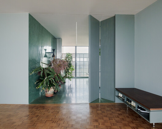 Copan D Apartment / Sabiá Arquitetos + Trema Arquitetura Copan D Apartment / Sabiá Arquitetos + Trema Arquitetura - Interior Photography, Glass