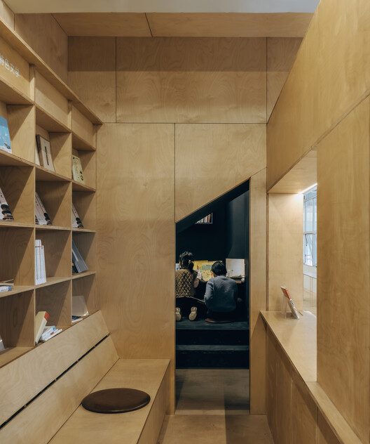 Ancient Banyan Plaza Renovation / Atelier XÜK Ancient Banyan Plaza Renovation / Atelier XÜK - Interior Photography, Closet, Wood, Shelving