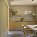 Casa Mínima: una rehabilitación EnerPHit en el paisaje pasiego/ Estudio Mínima - Fotografía interior, Reconversión, Cocina, Encimera