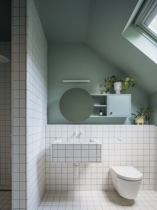 Pyramid House / Khan Bonshek Pyramid House / Khan Bonshek - Interior Photography, Bathroom, Sink, Toilet