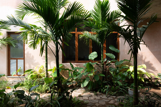 Tales of Saru / Studio for Architecture and Regional Urbanism Tales of Saru / Studio for Architecture and Regional Urbanism - Exterior Photography, Garden