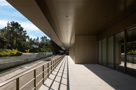 New PRF Headquarters Building / Impare Arquitectura New PRF Headquarters Building / Impare Arquitectura - Image 17 of 45