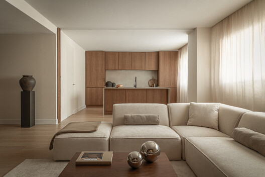 Santa Engracia 143 / ERENTIA Santa Engracia 143 / ERENTIA - Fotografia de Interiores, Sala de Estar, Sofá, Madeira, Mesa, Cadeira