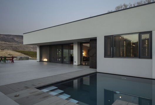 Villa in Rind Village / ARCHcoop Architectural Studio Villa in Rind Village / ARCHcoop Architectural Studio - Exterior Photography, Concrete