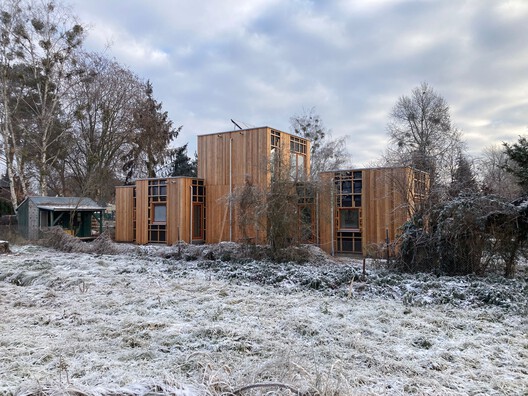 Falkensee II Single-Family House  / ANNABAU - Exterior Photography, Wood