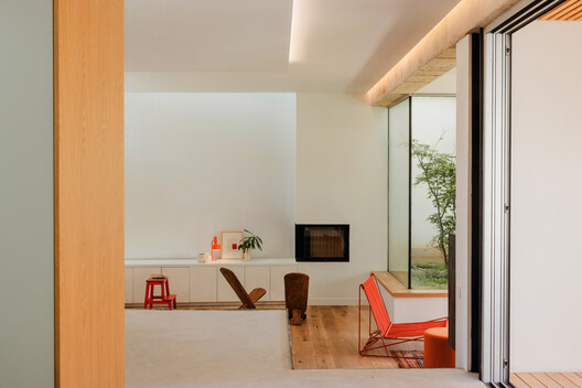 MG Houses / delavegacanolasso MG Houses / delavegacanolasso - Interior Photography, Wood
