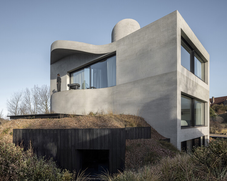 Villa Nouvelle Vague  / Magalie Munters™ Architecture - Exterior Photography, Concrete