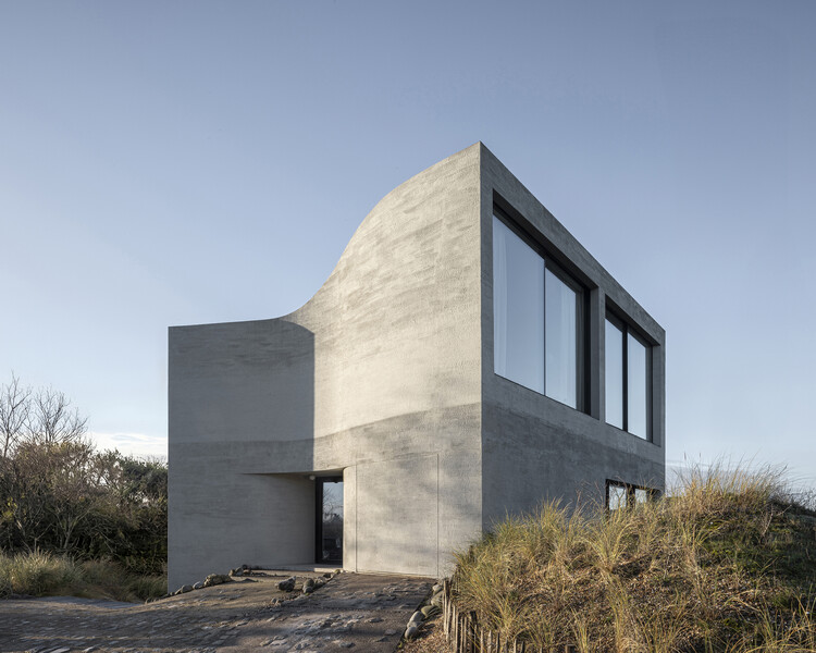 Villa Nouvelle Vague  / Magalie Munters™ Architecture - Exterior Photography, Concrete