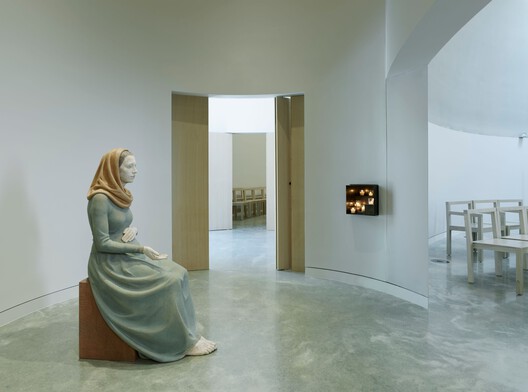 Loyola University Chapel / Trahan Architects - Interior Photography