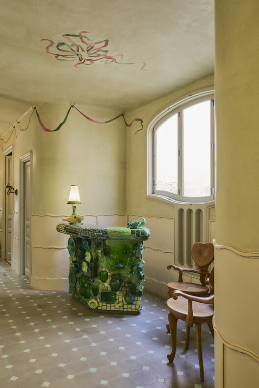 Antoni Gaudí’s Last Original Residence at Casa Batlló Opens Following Three-Year Restoration Antoni Gaudí’s Last Original Residence at Casa Batlló Opens Following Three-Year Restoration - Image 3 of 14