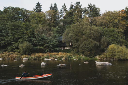 Between the Rock and the River / Mimosa architects Between the Rock and the River / Mimosa architects - Exterior Photography, Waterfront