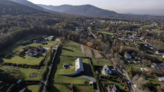 Yaw House / Robert Konieczny + KWK Promes - Image 6 of 21