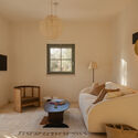 Residência Normanni Puglia / Urban Interior - Fotografia de Interiores, Casas, Iluminação, Cadeira