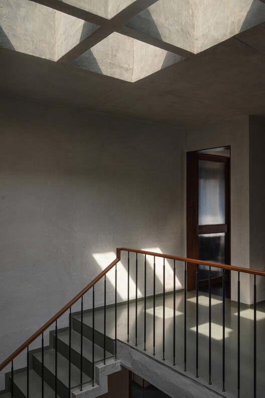 Veiled Void / ROOMOOR Veiled Void / ROOMOOR - Image 16 of 31
