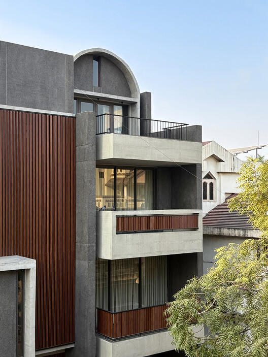 Veiled Void / ROOMOOR Veiled Void / ROOMOOR - Exterior Photography, Balcony
