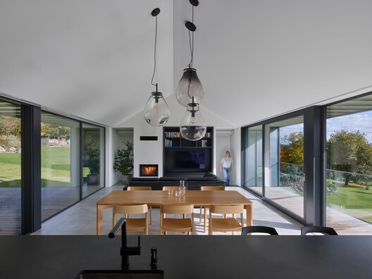House with a Mountain View / Stempel & Tesar Architects - Interior Photography, Dining room, Door, Glass, Chair, Beam