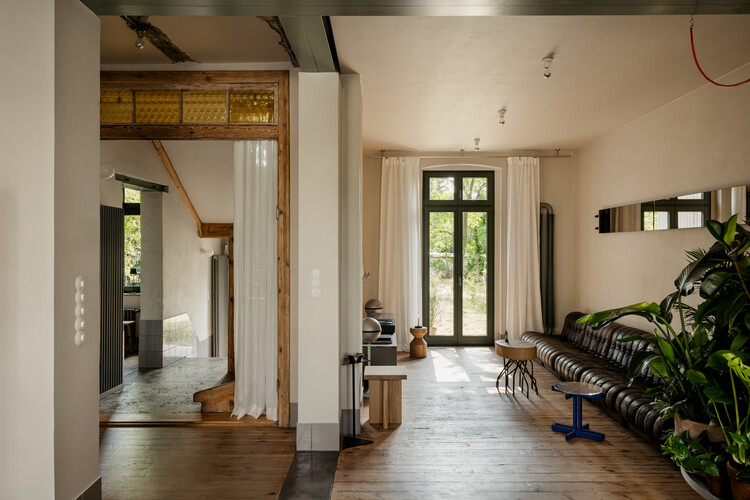 P81 House / wiercinski-studio - Interior Photography, Interior Design, Door, Lighting, Chair