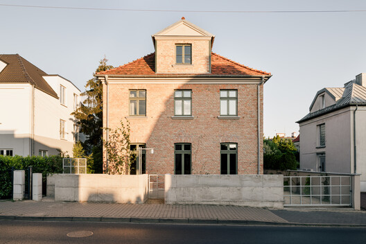 P81 House / wiercinski-studio P81 House / wiercinski-studio - Exterior Photography, Windows, Facade