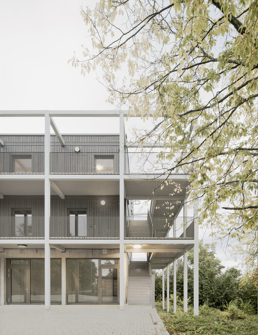 Flexible Dormitory / Atelier Kaiser Shen Flexible Dormitory / Atelier Kaiser Shen - Exterior Photography, Balcony