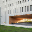 Presqu‘île - Spring Office / Baumschlager Eberle Architekten - Offices