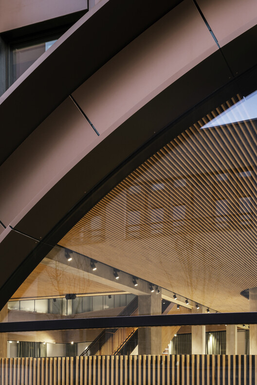 Maison de l'Innovation Office / Baumschlager Eberle Architekten - Image 10 of 12
