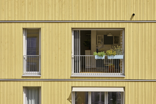 Making a Characterful Entrance: The Architectural Impact of Wooden Bi-Folding Doors Making a Characterful Entrance: The Architectural Impact of Wooden Bi-Folding Doors - Image 8 of 16
