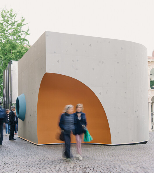 Ceramics Forged in Light: A Spatial Translation of Circular Material Processes - Image 9 of 11