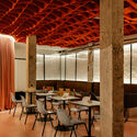 Bar Toalha / ohtake - Fotografia de Interiores, Arquitetura Comercial, Viga, Iluminação, Cadeira