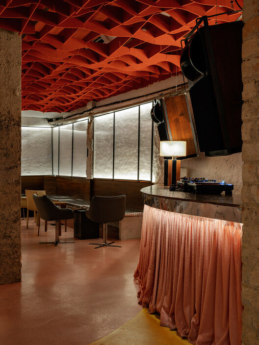 Bar Toalha / ohtake - Fotografia de Interiores, Iluminação, Cadeira