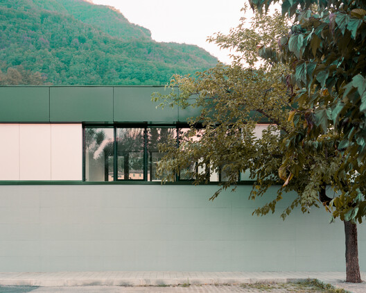 In Limine Gatehouse / Caret Studio In Limine Gatehouse / Caret Studio - Image 13 of 16