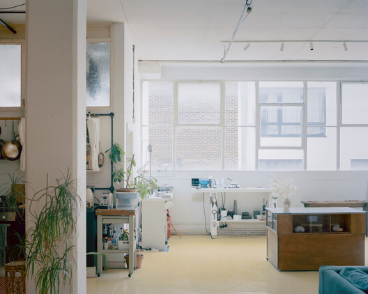 Unit 2F / Mutter - Interior Photography, Lighting, Shelving, Chair