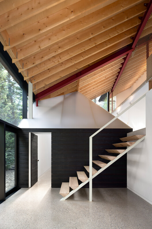 Belfountain House / UUfie Belfountain House / UUfie - Image 2 of 32