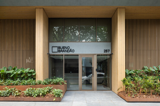 Edifício Bueno Brandão 257 / Königsberger Vannucchi Arquitetos Associados - Fotografia de Interiores, Cozinha, Balcão