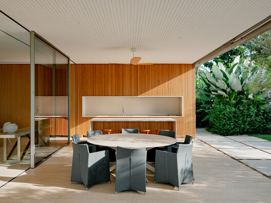 House of Sculpture / Sabella Arquitetura House of Sculpture / Sabella Arquitetura - Interior Photography, Kitchen, Wood, Chair