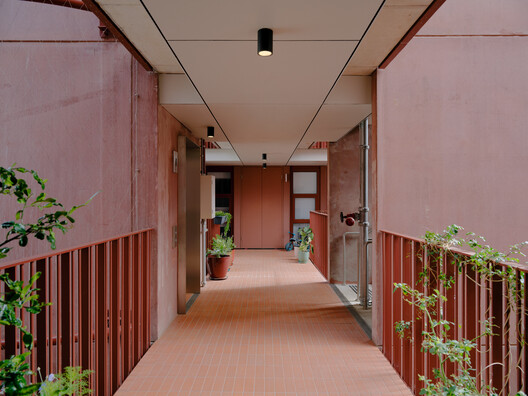 9 Wilson Ave Apartment / MA+Co + Neometro 9 Wilson Ave Apartment / MA+Co + Neometro - Interior Photography, Concrete