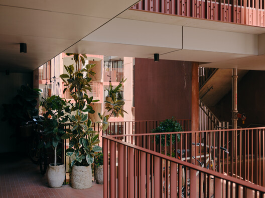 9 Wilson Ave Apartment / MA+Co + Neometro 9 Wilson Ave Apartment / MA+Co + Neometro - Interior Photography, Balcony